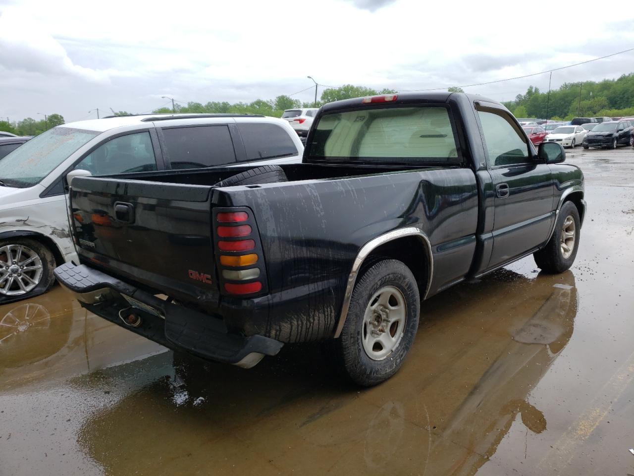 Photo 17 from auction – 2000 GMC NEW SIERRA with VIN 1GTEC14V8YZ297812