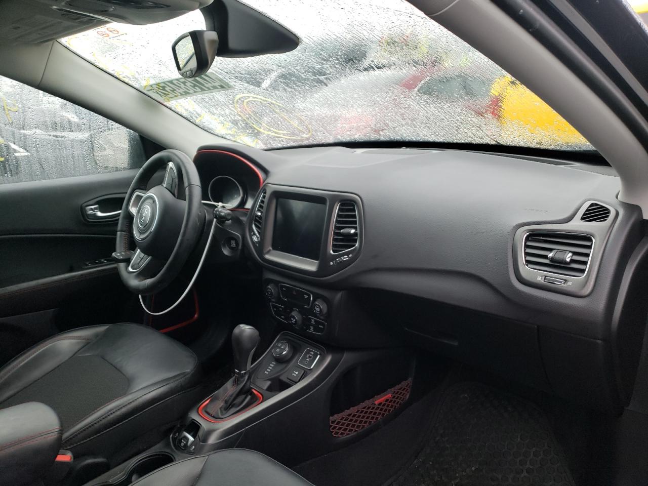 Photo 9 from auction – 2018 JEEP COMPASS TR with VIN 3C4NJDDB0JT342459