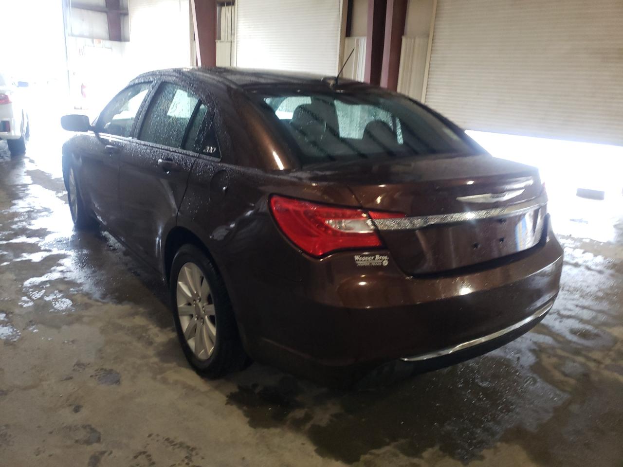 Photo 3 from auction – 2012 CHRYSLER 200 TOURIN with VIN 1C3CCBBB4CN301364