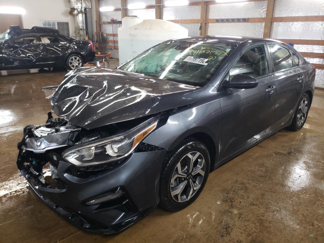 Photo 2 from auction – 2021 KIA FORTE FE with VIN 3KPF24AD1ME277069