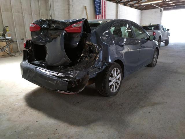 Photo 4 from auction – 2016 KIA FORTE LX with VIN KNAFX4A6XG5506655