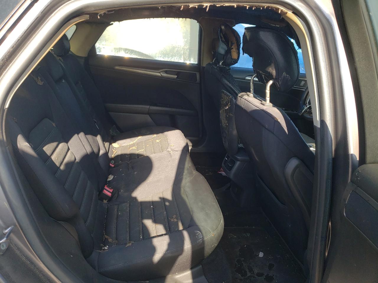 Photo 6 from auction – 2013 FORD FUSION SE with VIN 3FA6P0HR9DR236702