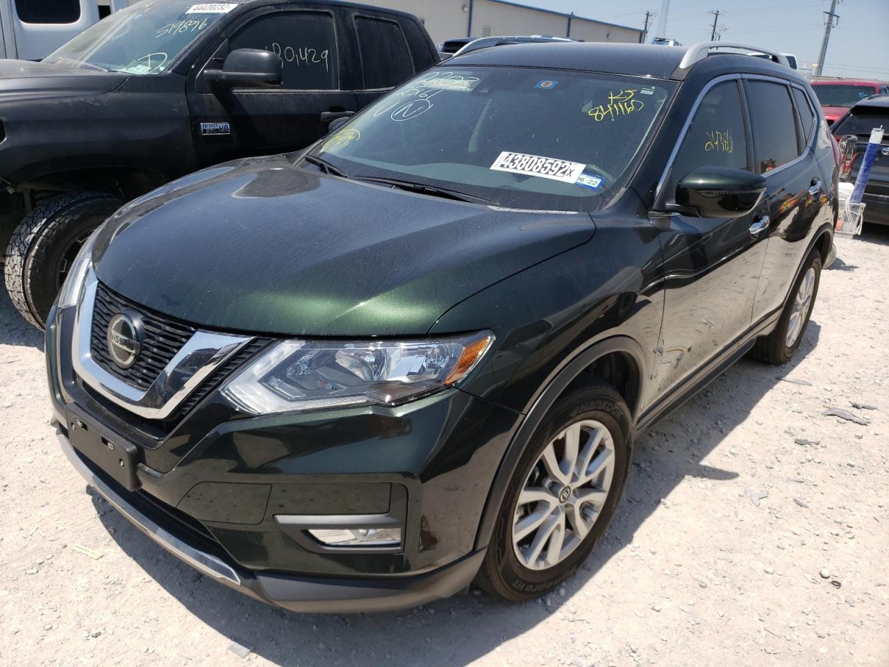 Photo 2 from auction – 2019 NISSAN ROGUE S with VIN 5N1AT2MT5KC841160