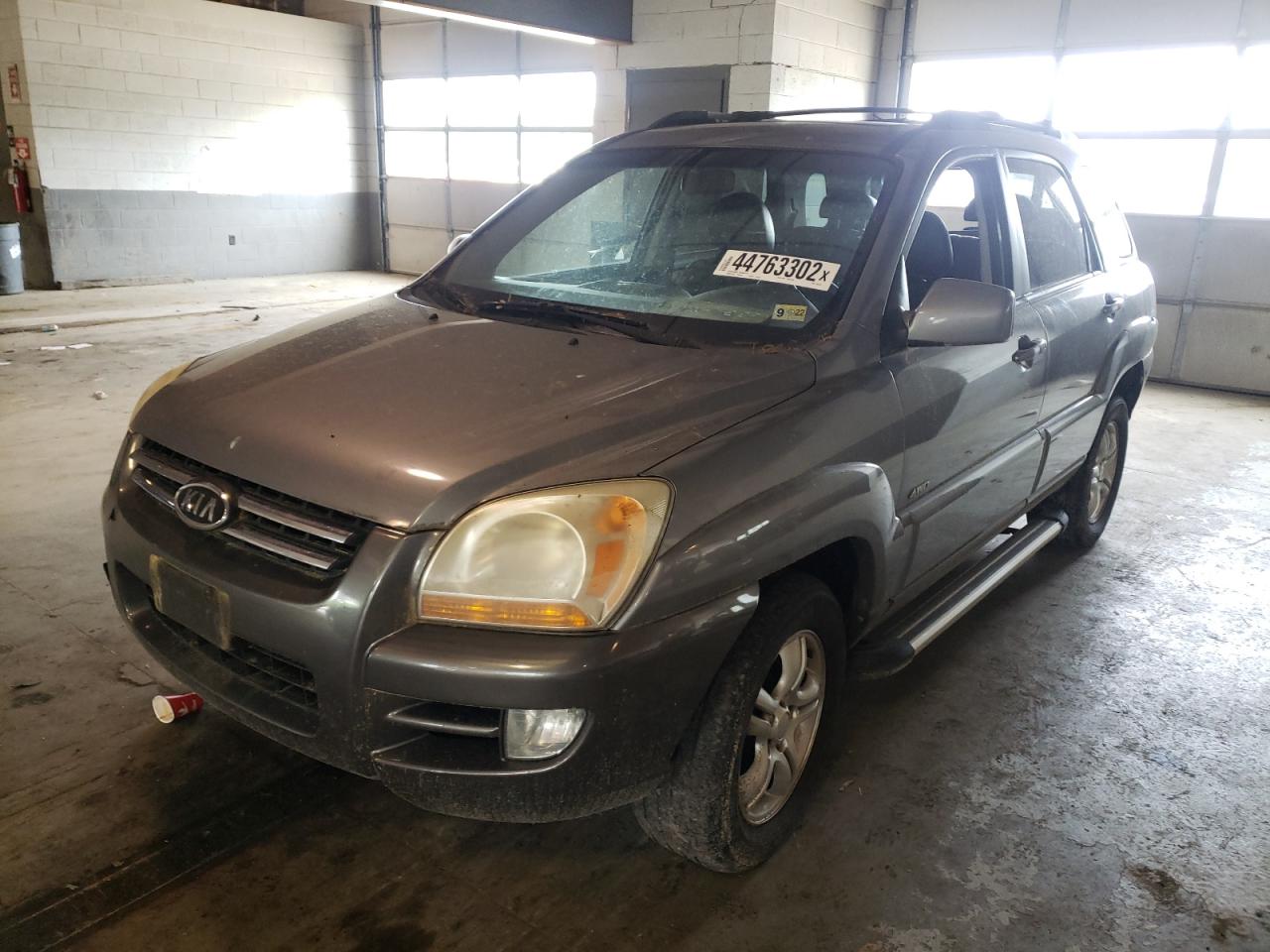 Photo 2 from auction – 2008 KIA SPORTAGE E with VIN KNDJE723287455750