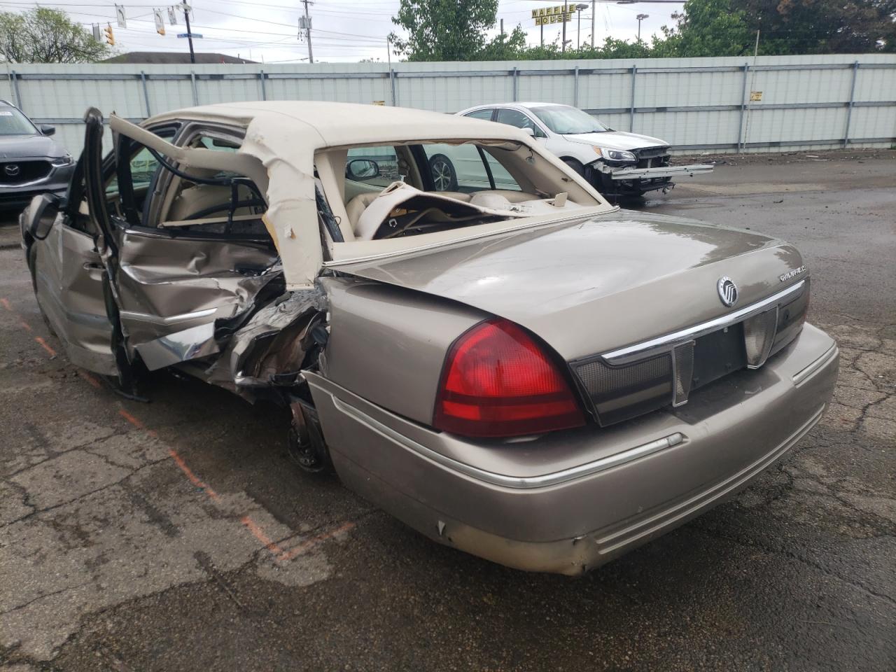 Photo 3 from auction – 2006 MERCURY GRAND MARQ with VIN 2MEFM75V46X625358