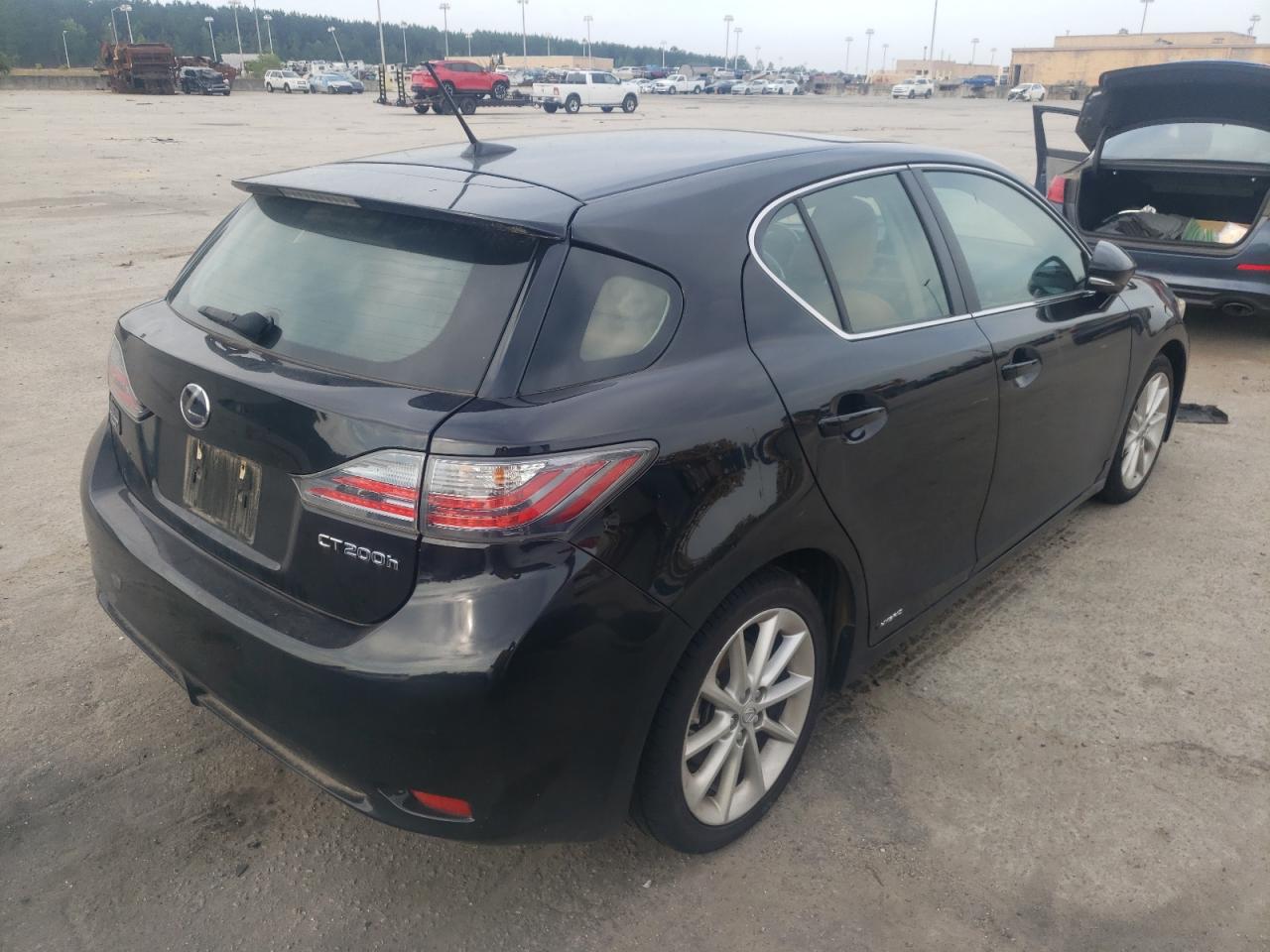 Photo 4 from auction – 2011 LEXUS CT 200 with VIN JTHKD5BH8B2030656