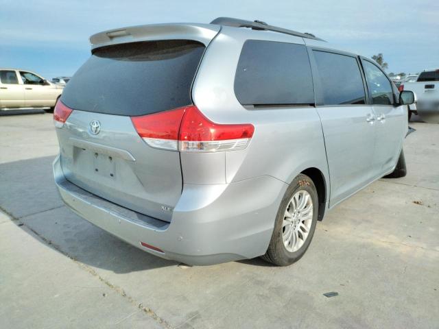 Photo 4 from auction – 2011 TOYOTA SIENNA XLE with VIN 5TDYK3DC4BS128843