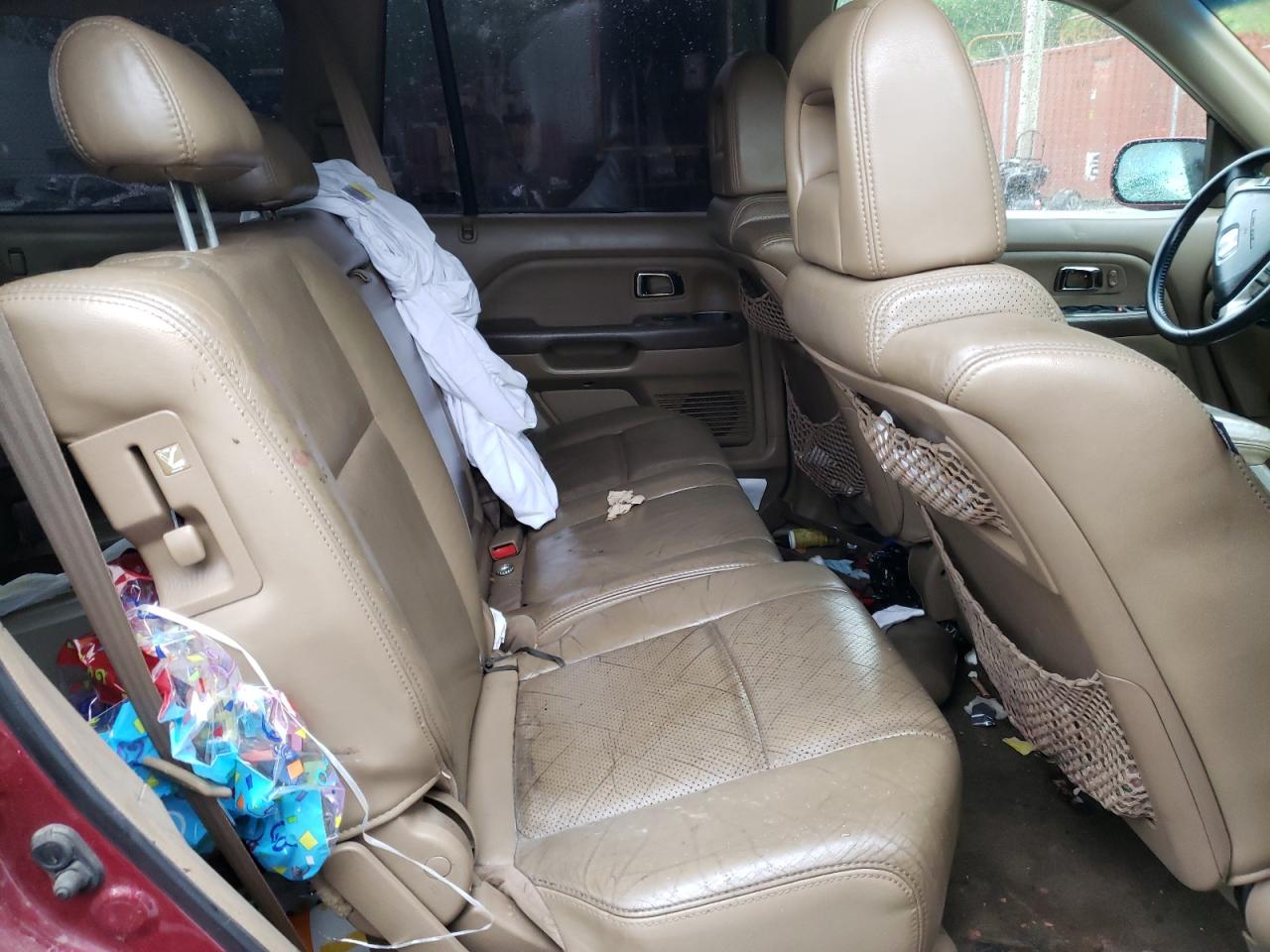Photo 6 from auction – 2005 HONDA PILOT EXL with VIN 2HKYF18755H538809