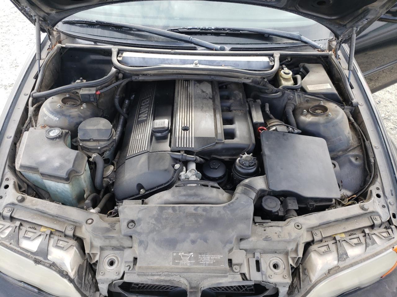 Photo 7 from auction – 2001 BMW 330 CI with VIN WBABS53451JU86246