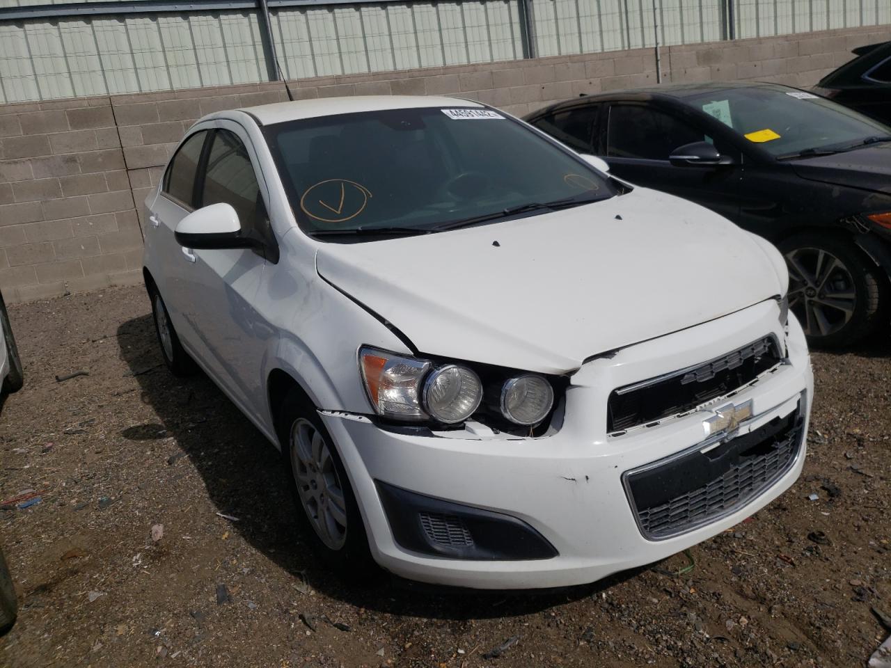 CHEVROLET SONIC LT 2014 with VIN 1G1JC5SHXE4140108 - Photo from auction
