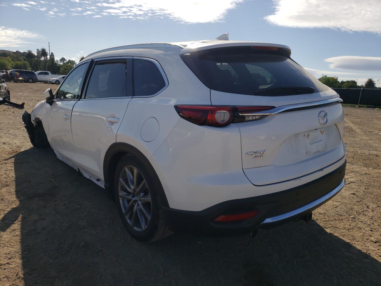 Photo 3 from auction – 2018 MAZDA CX-9 SIGNA with VIN JM3TCBEY3J0207666