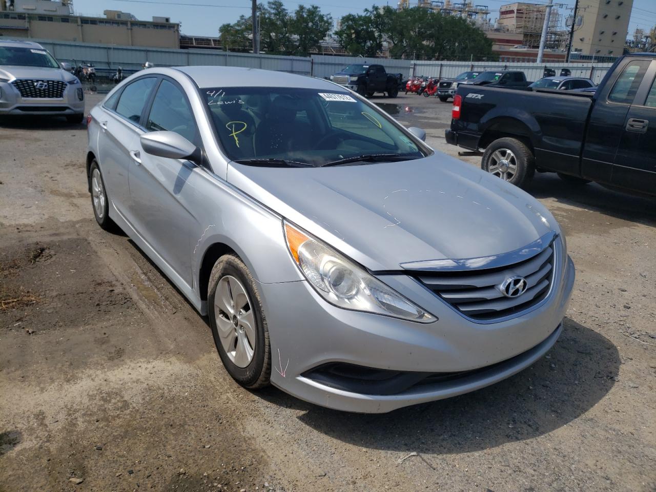 Photo 1 from auction – 2014 HYUNDAI SONATA GLS with VIN 5NPEB4AC1EH825877
