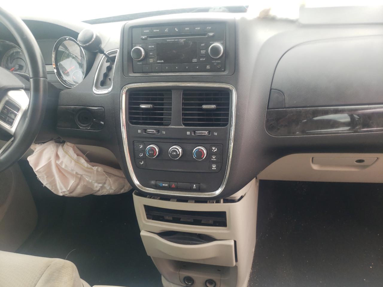 Photo 9 from auction – 2014 DODGE GRAND CARA with VIN 2C4RDGBG8ER278902