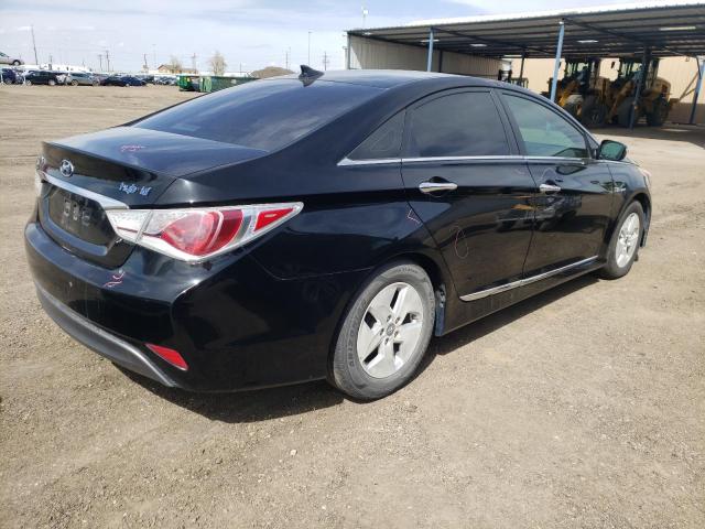 Photo 4 from auction – 2012 HYUNDAI SONATA HYB with VIN KMHEC4A45CA030661