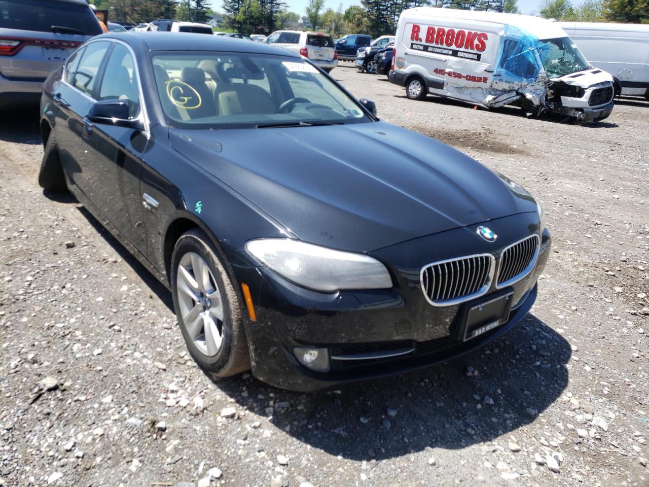 BMW 528 XI 2012 with VIN WBAXH5C56CDW06912 - Photo from auction