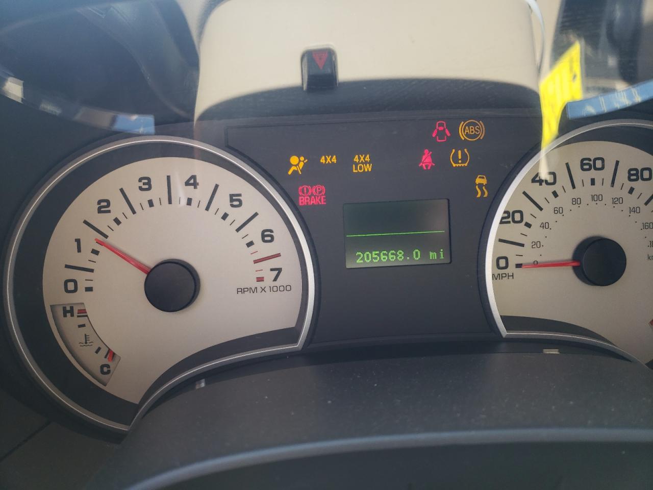 Photo 8 from auction – 2010 FORD EXPLORER E with VIN 1FMEU7EE1AUA26989