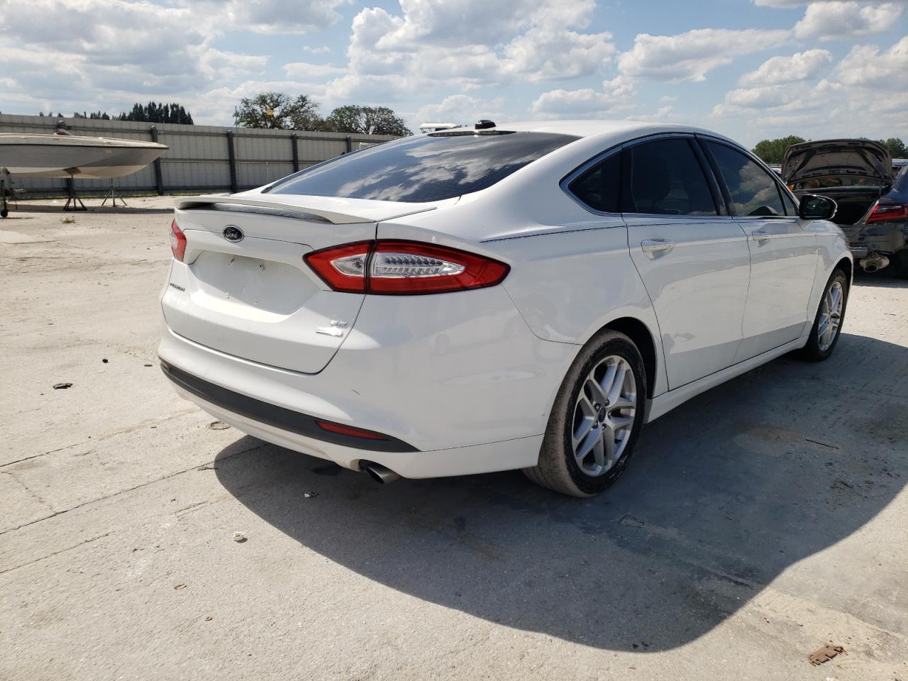 Photo 4 from auction – 2013 FORD FUSION SE with VIN 3FA6P0HR3DR347911