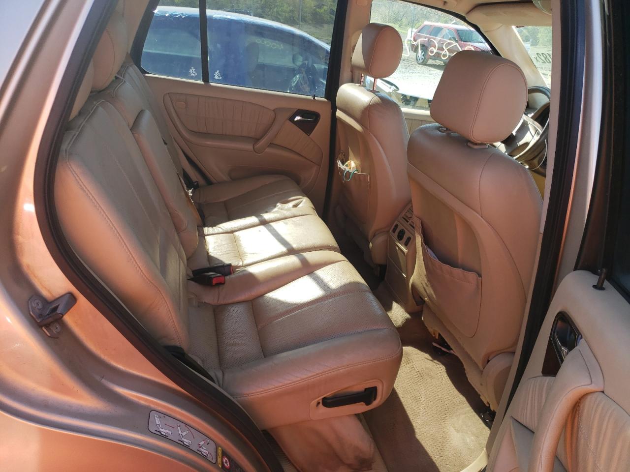 Photo 6 from auction – 2002 MERCEDES-BENZ ML 320 with VIN 4JGAB54E62A327710