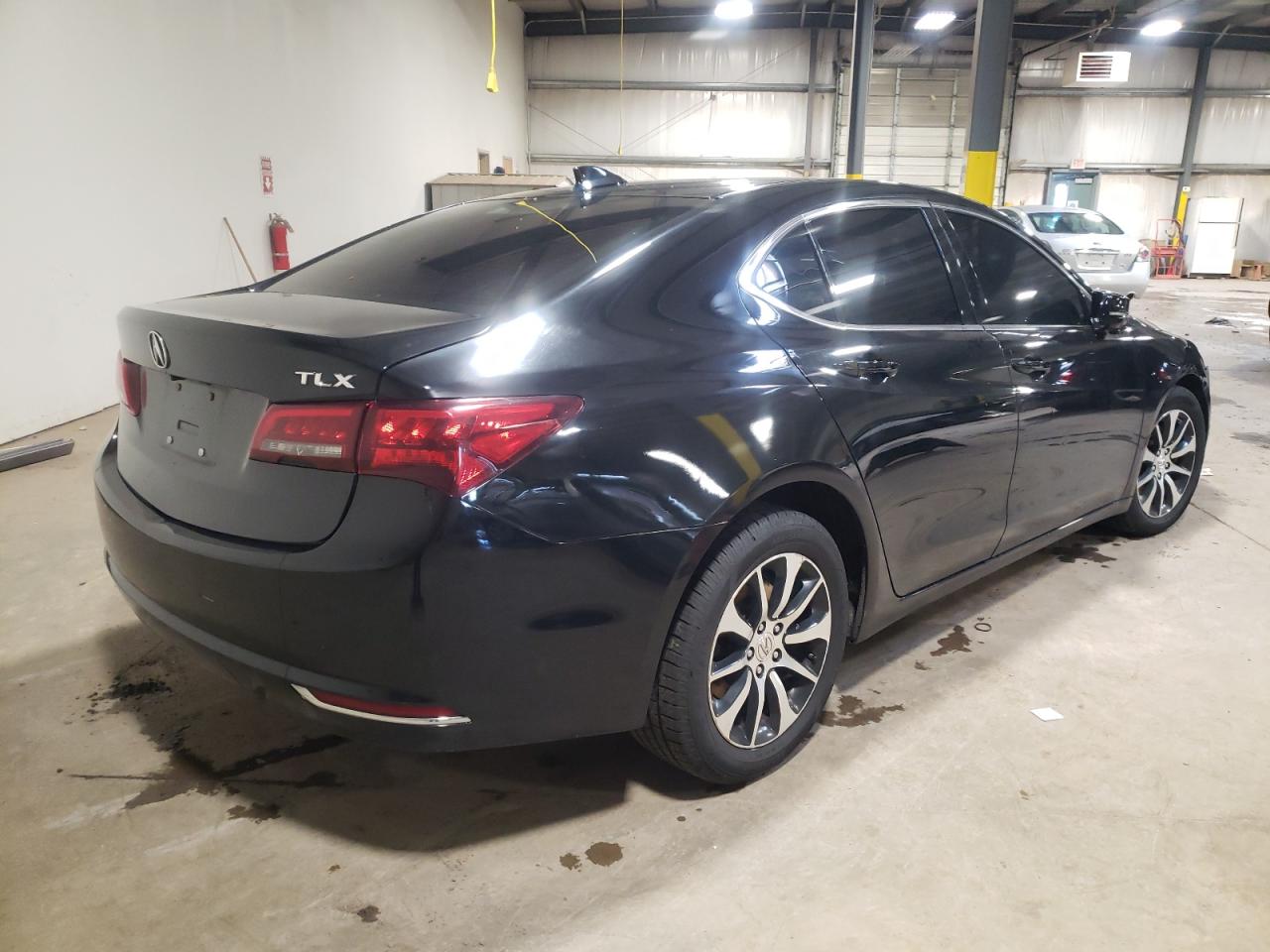 Photo 4 from auction – 2015 ACURA TLX TECH with VIN 19UUB1F5XFA005425