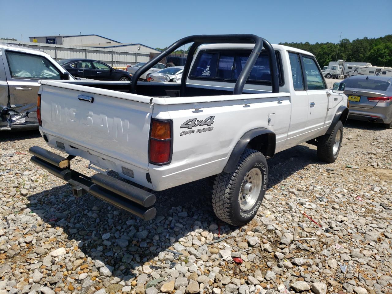 Photo 4 from auction – 1984 DATSUN 720 KING C with VIN 1N6ND06YXEC307962
