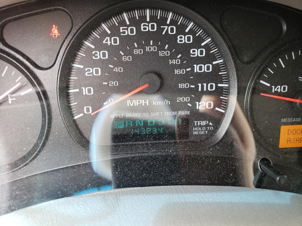 Photo 8 from auction – 2004 CHEVROLET IMPALA with VIN 2G1WF52E149337425