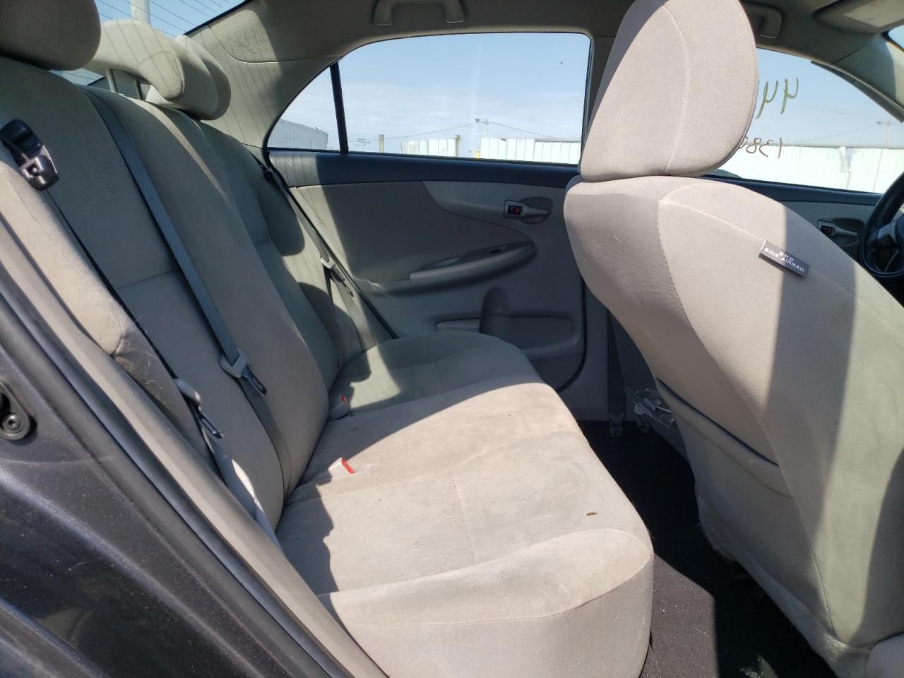 Photo 6 from auction – 2013 TOYOTA CORLLA L L with VIN 2T1BU4EE6DC018071