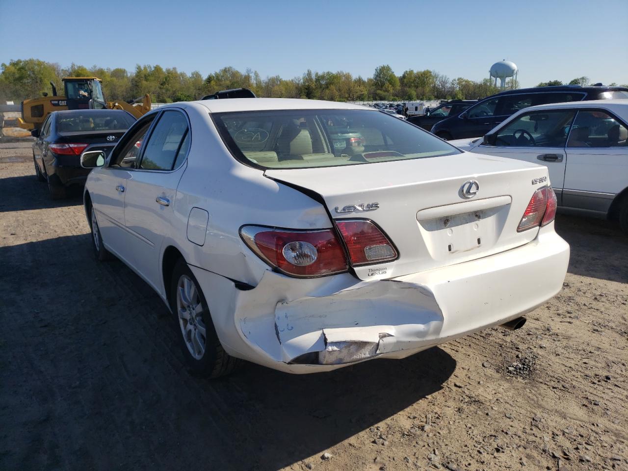 Photo 3 from auction – 2004 LEXUS ES 330 with VIN JTHBA30GX45041229