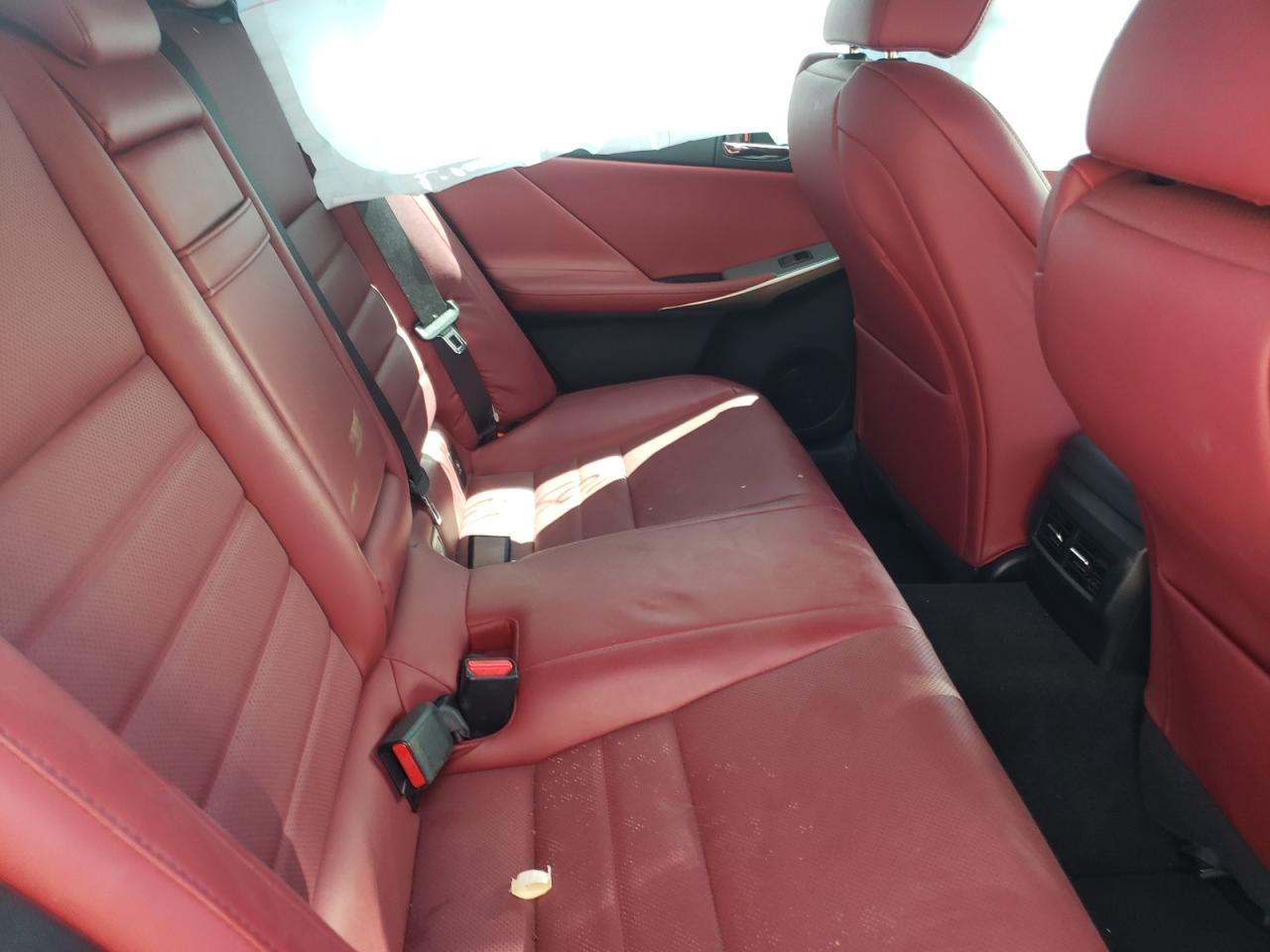 Photo 6 from auction – 2016 LEXUS IS 300 with VIN JTHCM1D25G5001708