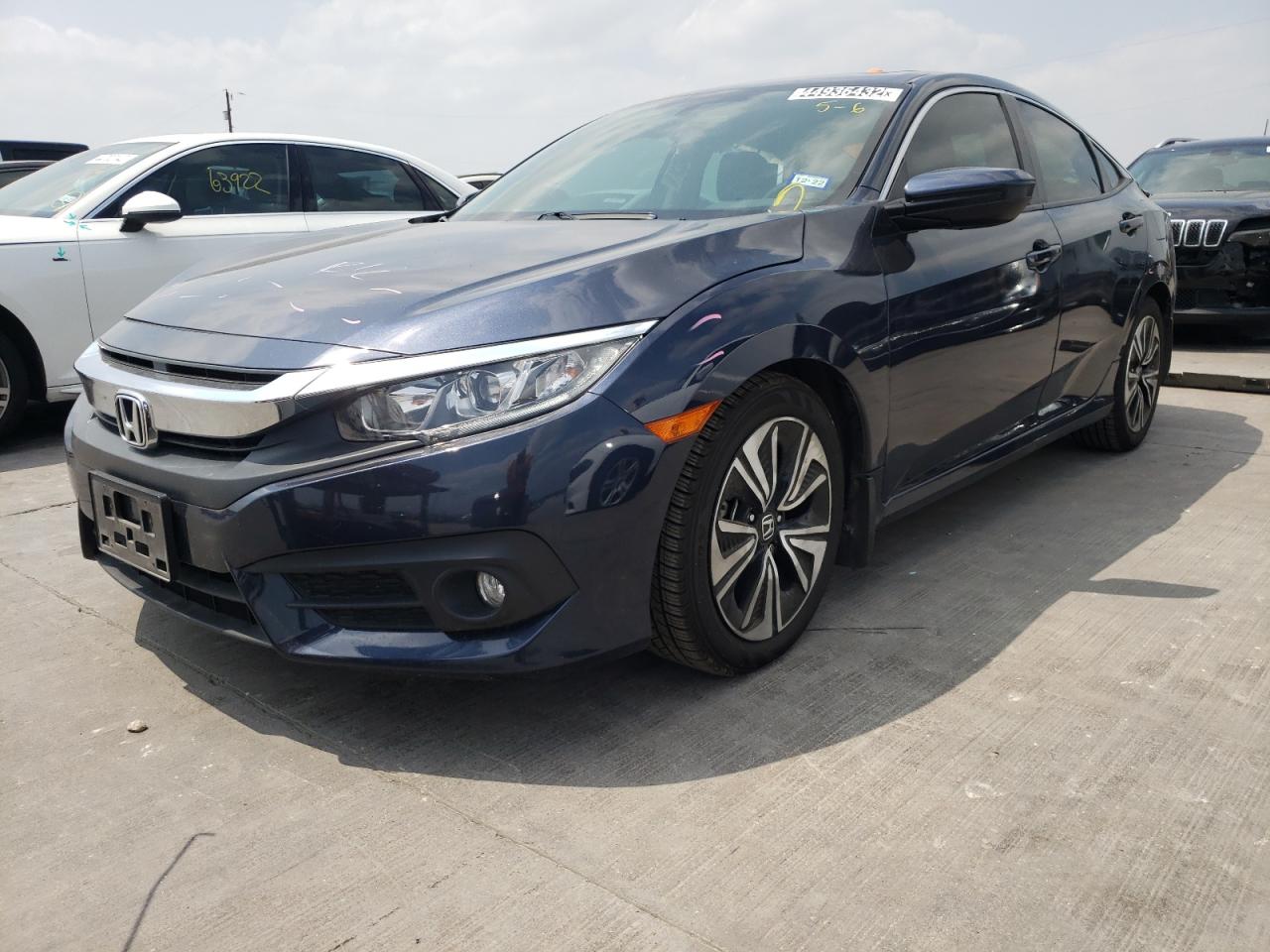 Photo 2 from auction – 2016 HONDA CIVIC EXL with VIN 19XFC1F74GE006560