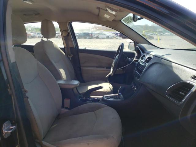 Photo 5 from auction – 2013 CHRYSLER 200 LX with VIN 1C3CCBAB5DN560495