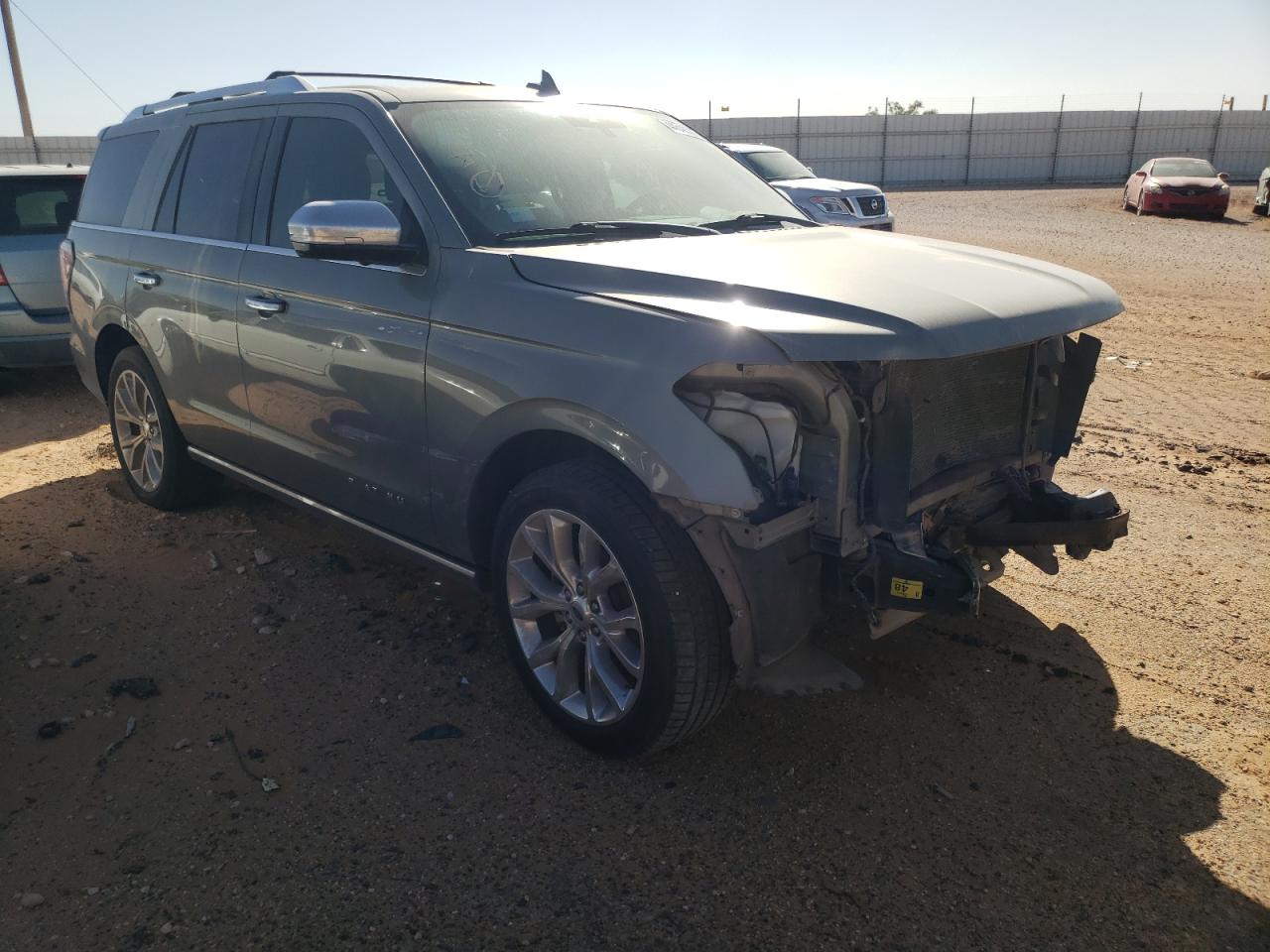 FORD EXPEDITION 2019 with VIN 1FMJU1LT5KEA17284 - Photo from auction