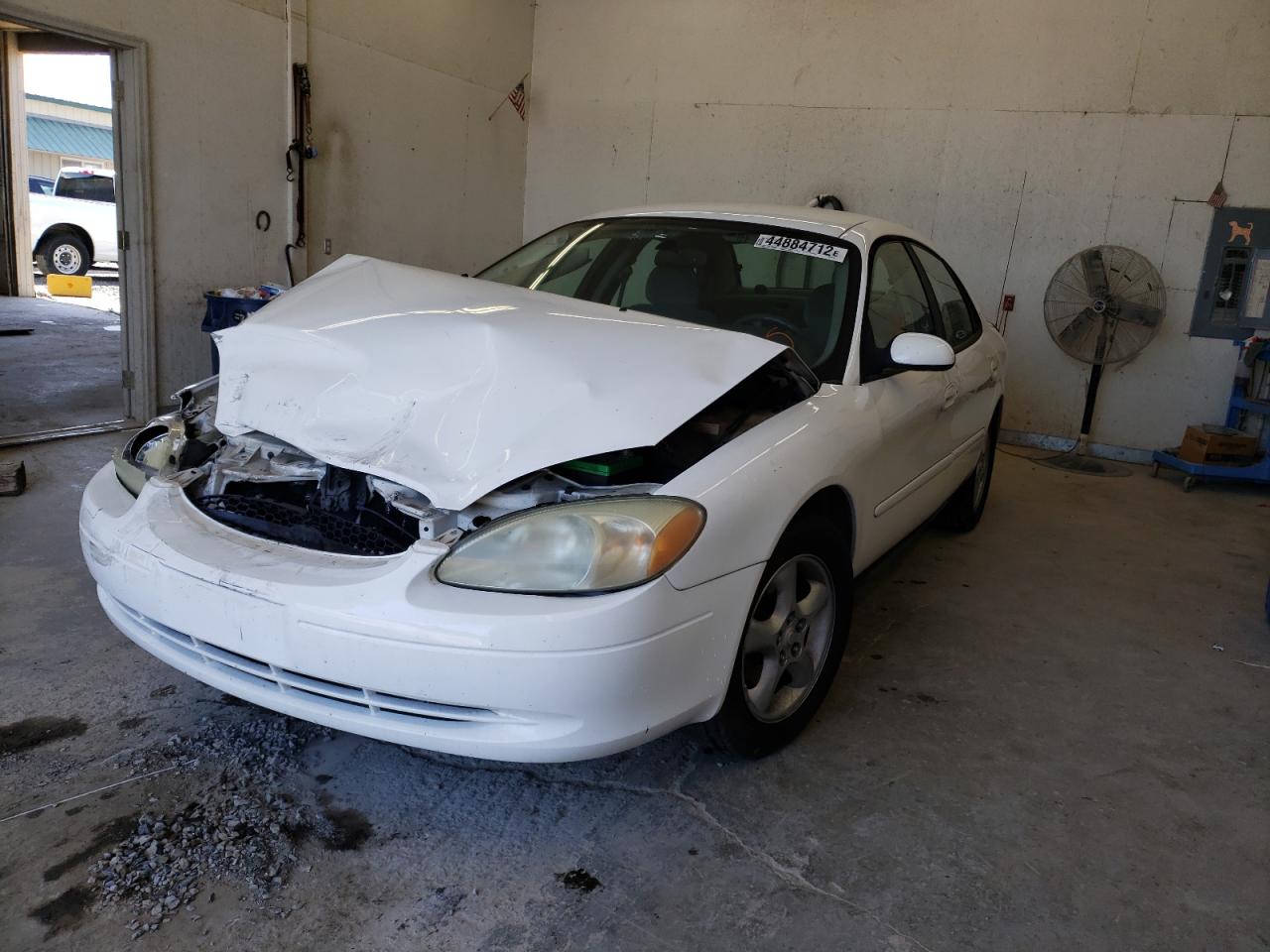 Photo 2 from auction – 2003 FORD TAURUS SES with VIN 1FAFP55U23A269166