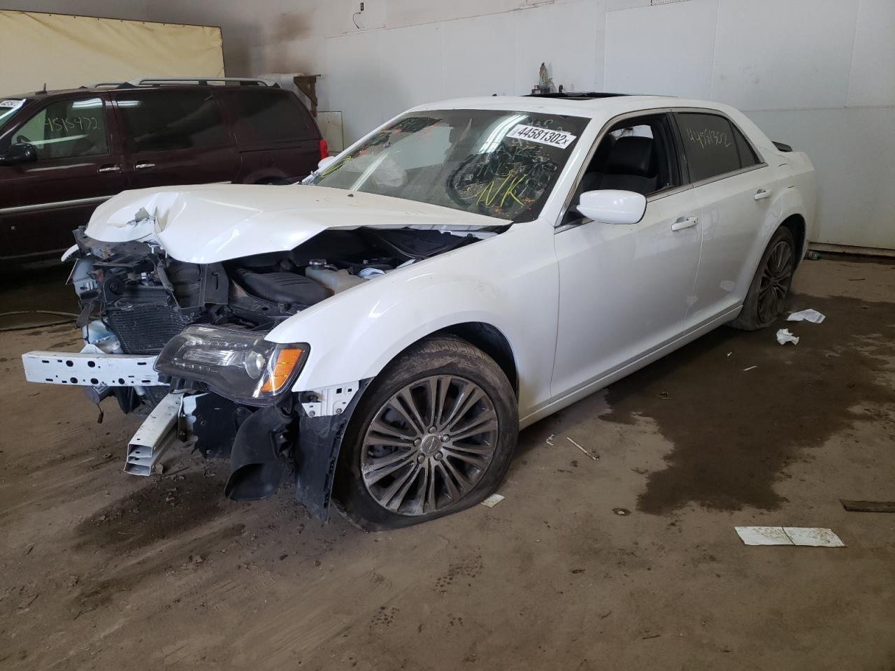 Photo 2 from auction – 2014 CHRYSLER 300 S with VIN 2C3CCAGG4EH207012