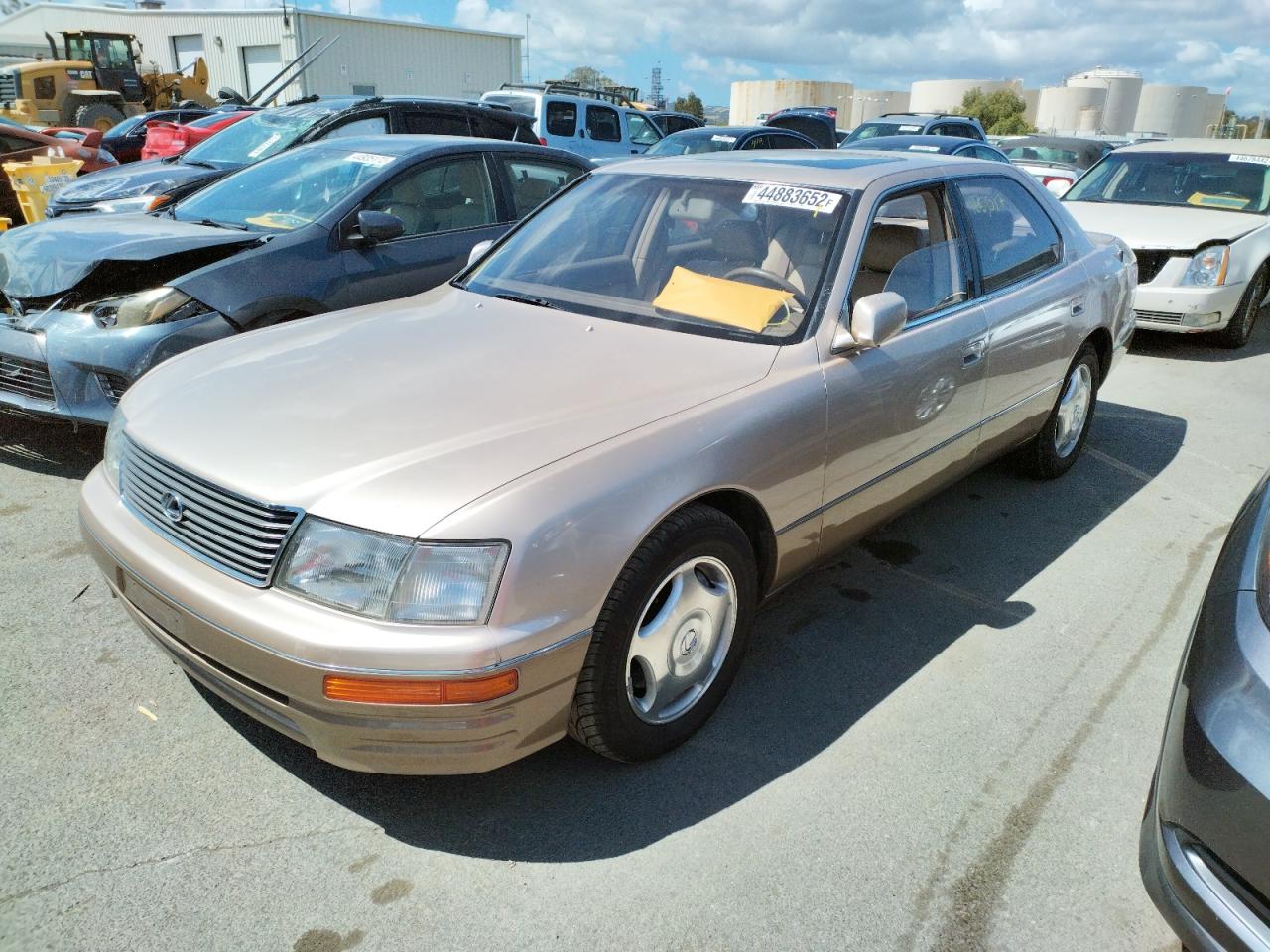 Photo 2 from auction – 1997 LEXUS LS 400 with VIN JT8BH28F8V0085925
