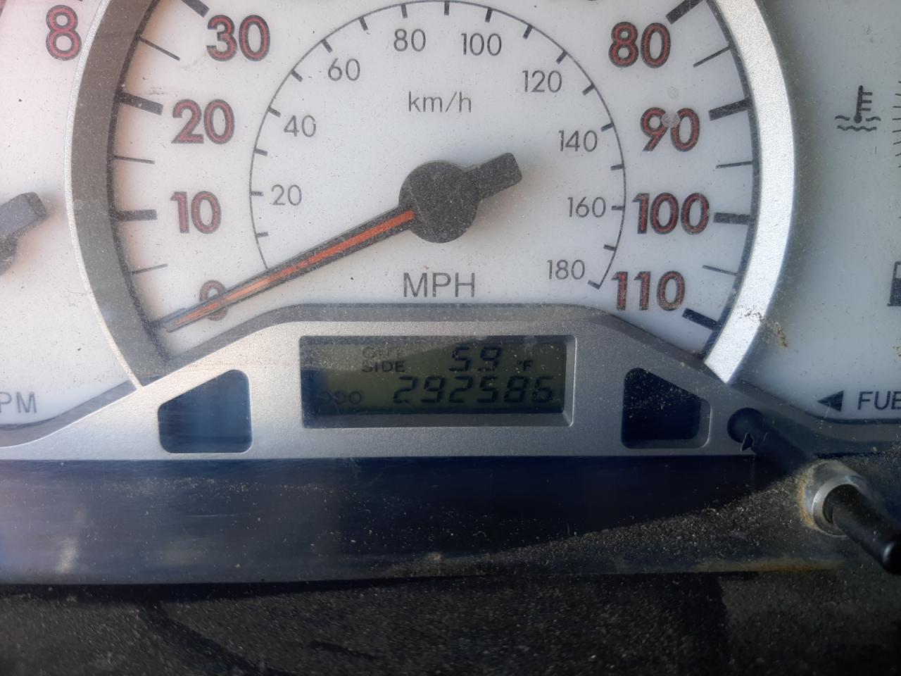Photo 8 from auction – 2005 TOYOTA COROLLA CE with VIN 1NXBR32E75Z382564