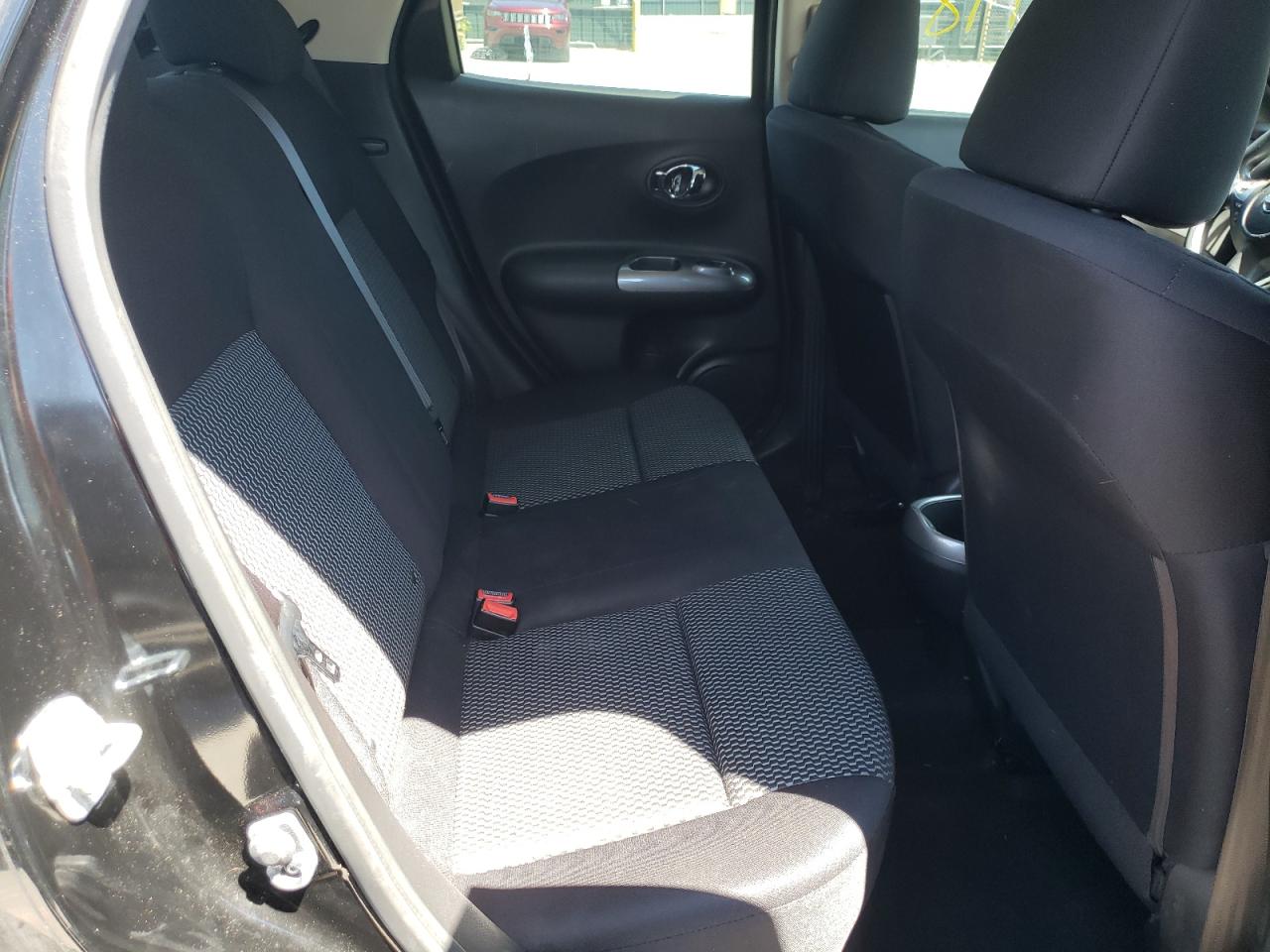 Photo 6 from auction – 2016 NISSAN JUKE S with VIN JN8AF5MV0GT654516
