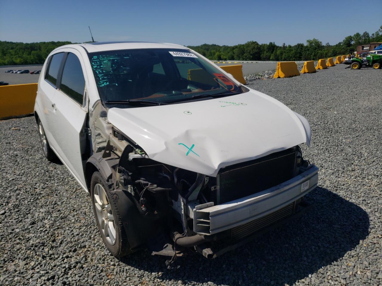 Photo 9 from auction – 2014 CHEVROLET SONIC LT with VIN 1G1JD6SB2E4152381