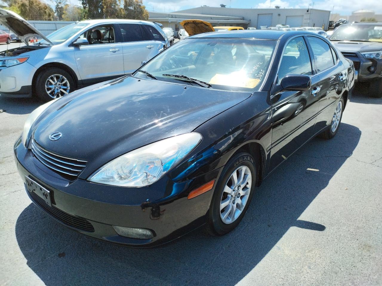 Photo 2 from auction – 2002 LEXUS ES with VIN JTHBF30G420016368