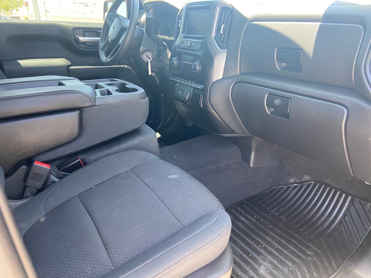 Photo 5 from auction – 2020 CHEVROLET SILVERADO with VIN 3GCPWBEH3LG252025