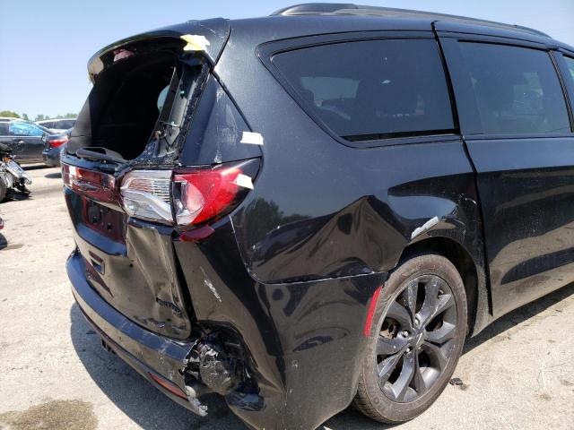Photo 9 from auction – 2018 CHRYSLER PACIFICA L with VIN 2C4RC1GGXJR171711