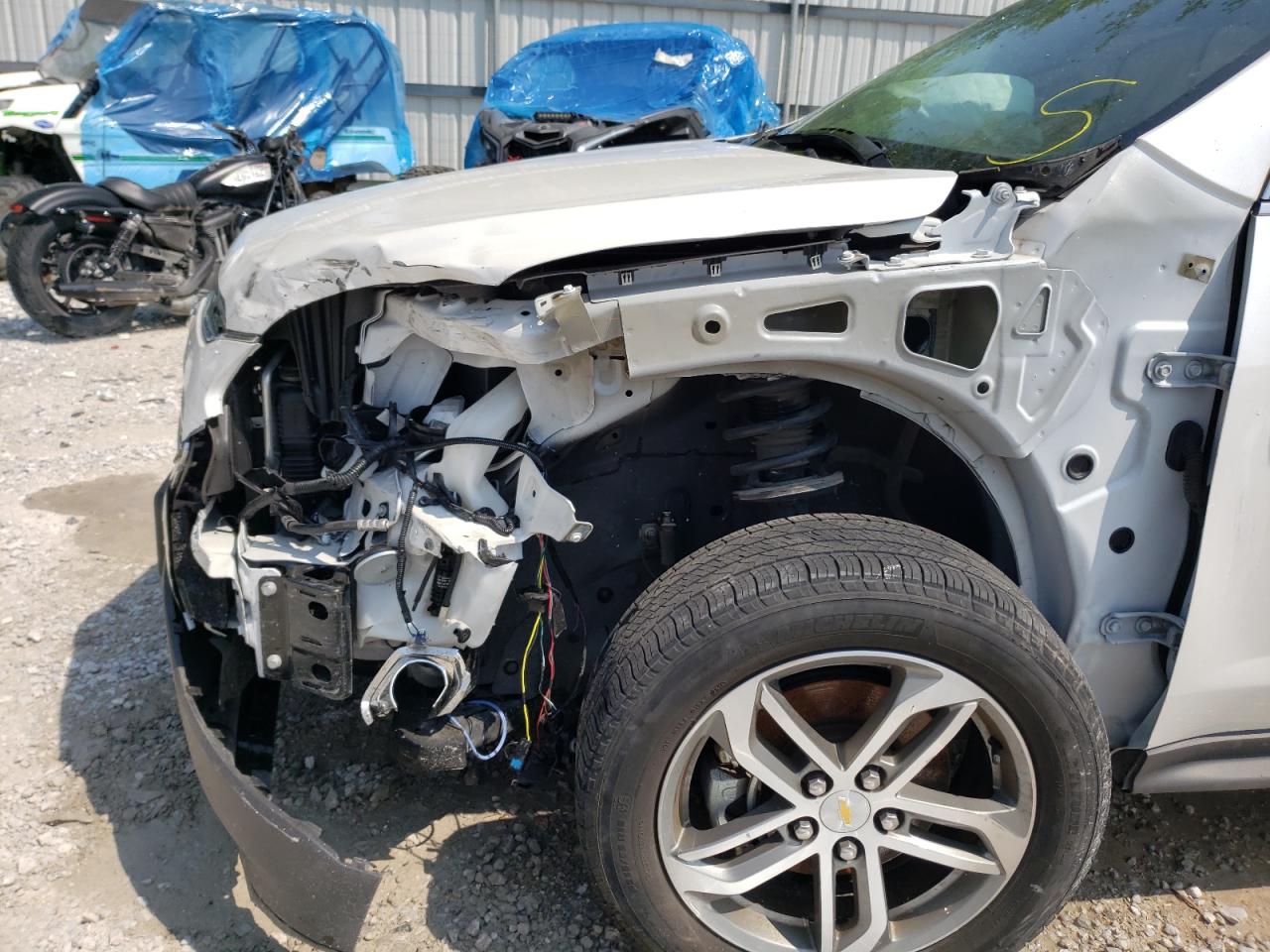 Photo 9 from auction – 2017 CHEVROLET EQUINOX PR with VIN 2GNALDEK6H1511412