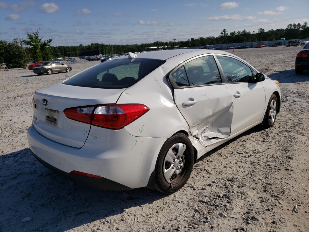 Photo 4 from auction – 2016 KIA FORTE LX with VIN KNAFK4A62G5466196