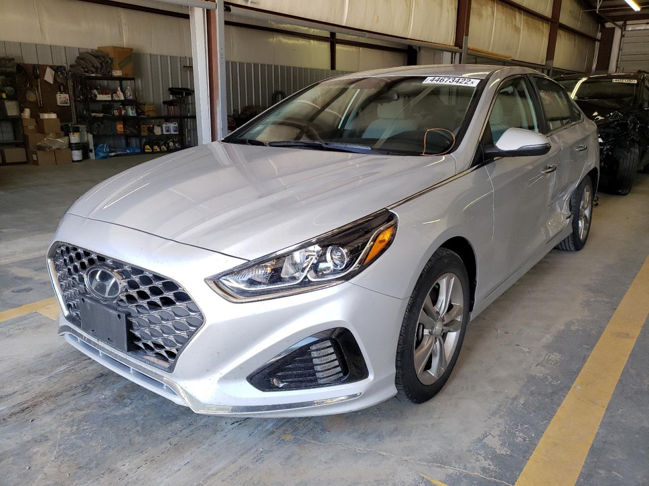 Photo 2 from auction – 2019 HYUNDAI SONATA LIM with VIN 5NPE34AF0KH754223
