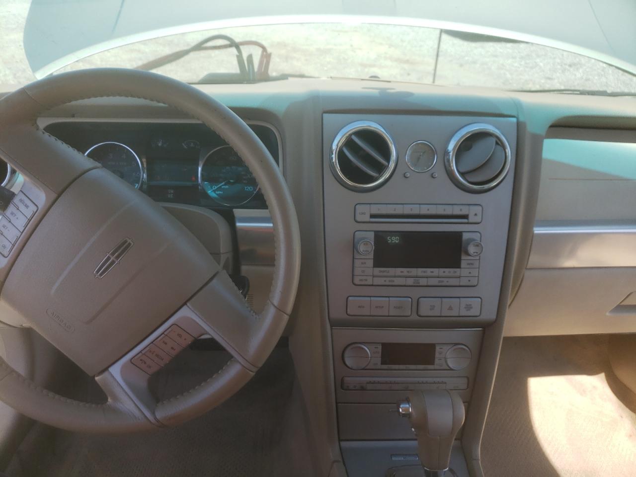 Photo 9 from auction – 2008 LINCOLN MKZ with VIN 3LNHM26TX8R631737