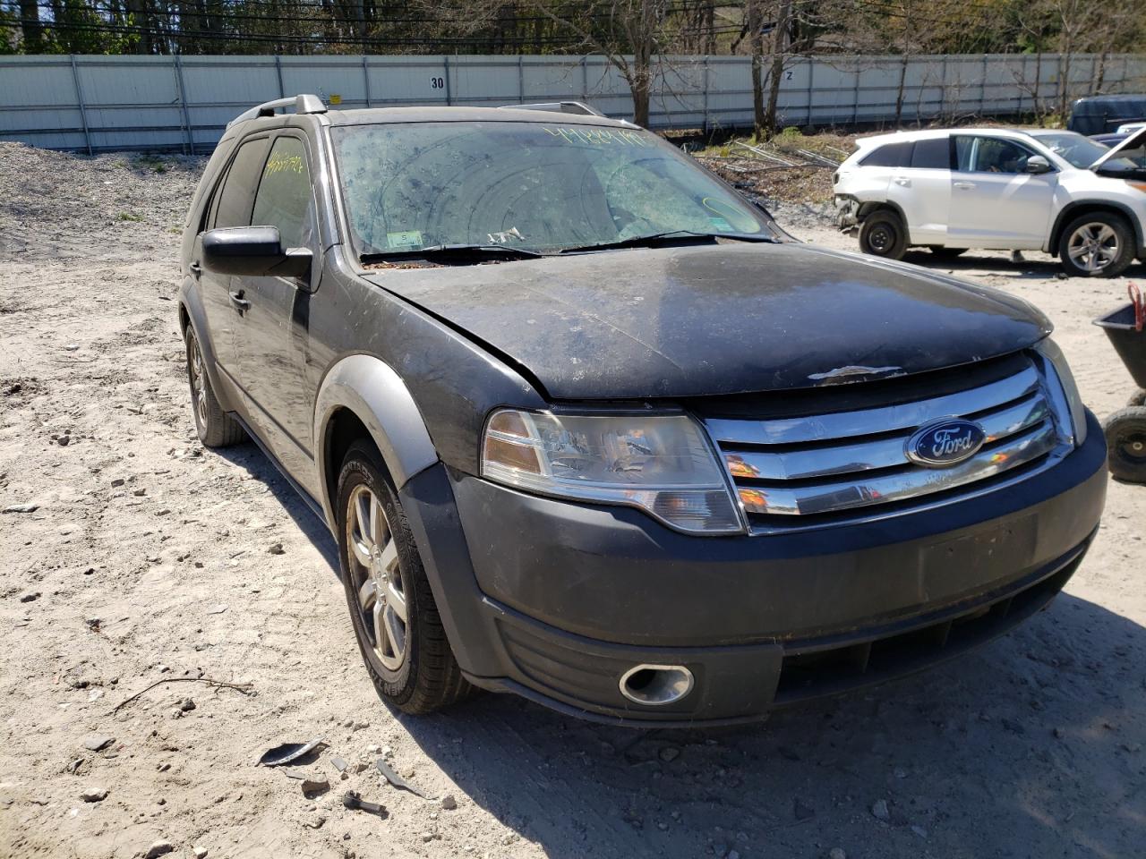 FORD TAURUS X 2008 with VIN 1FMDK05W08GA04072 - Photo from auction