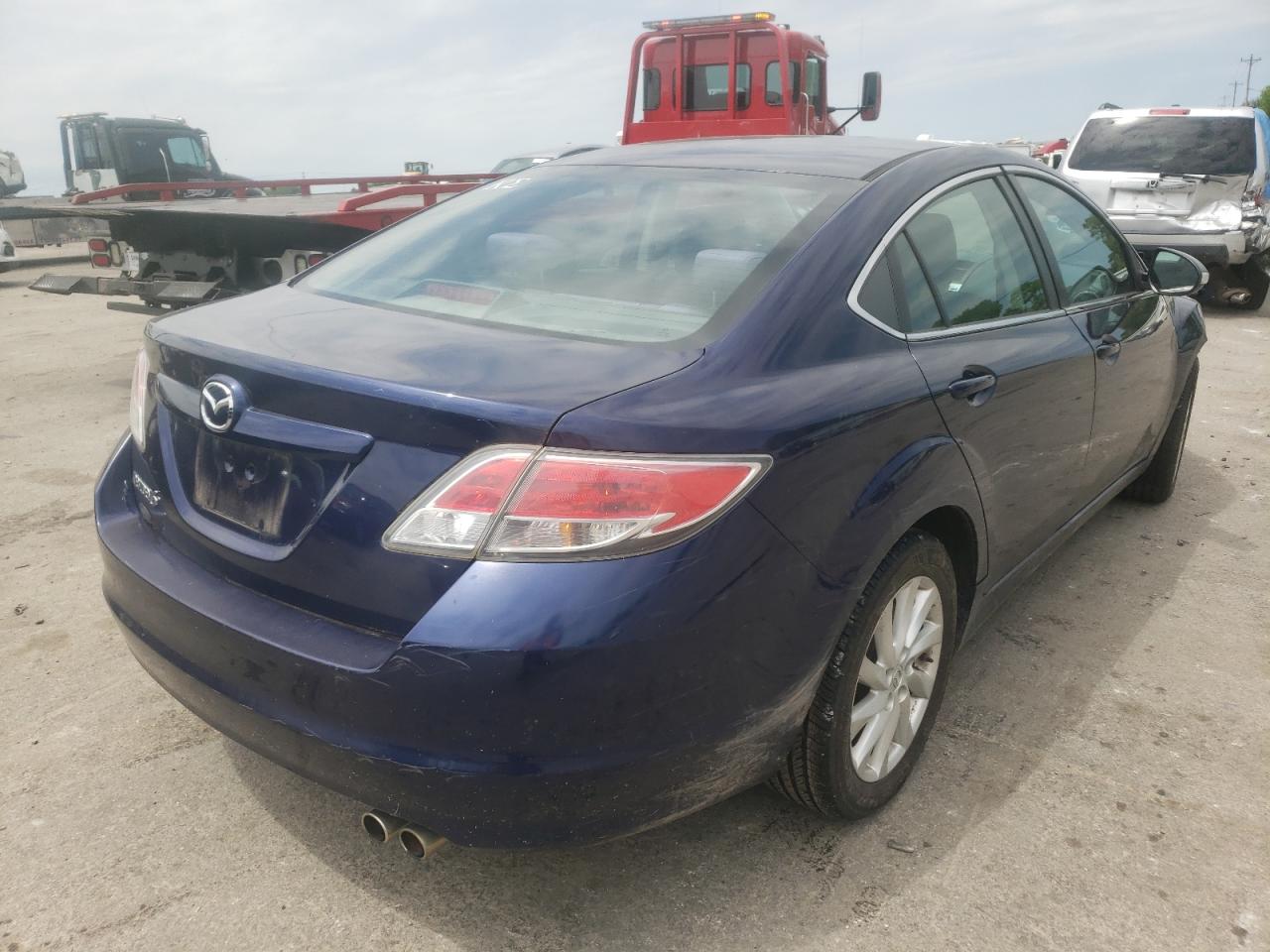 Photo 4 from auction – 2011 MAZDA 6 I with VIN 1YVHZ8CH0B5M06241