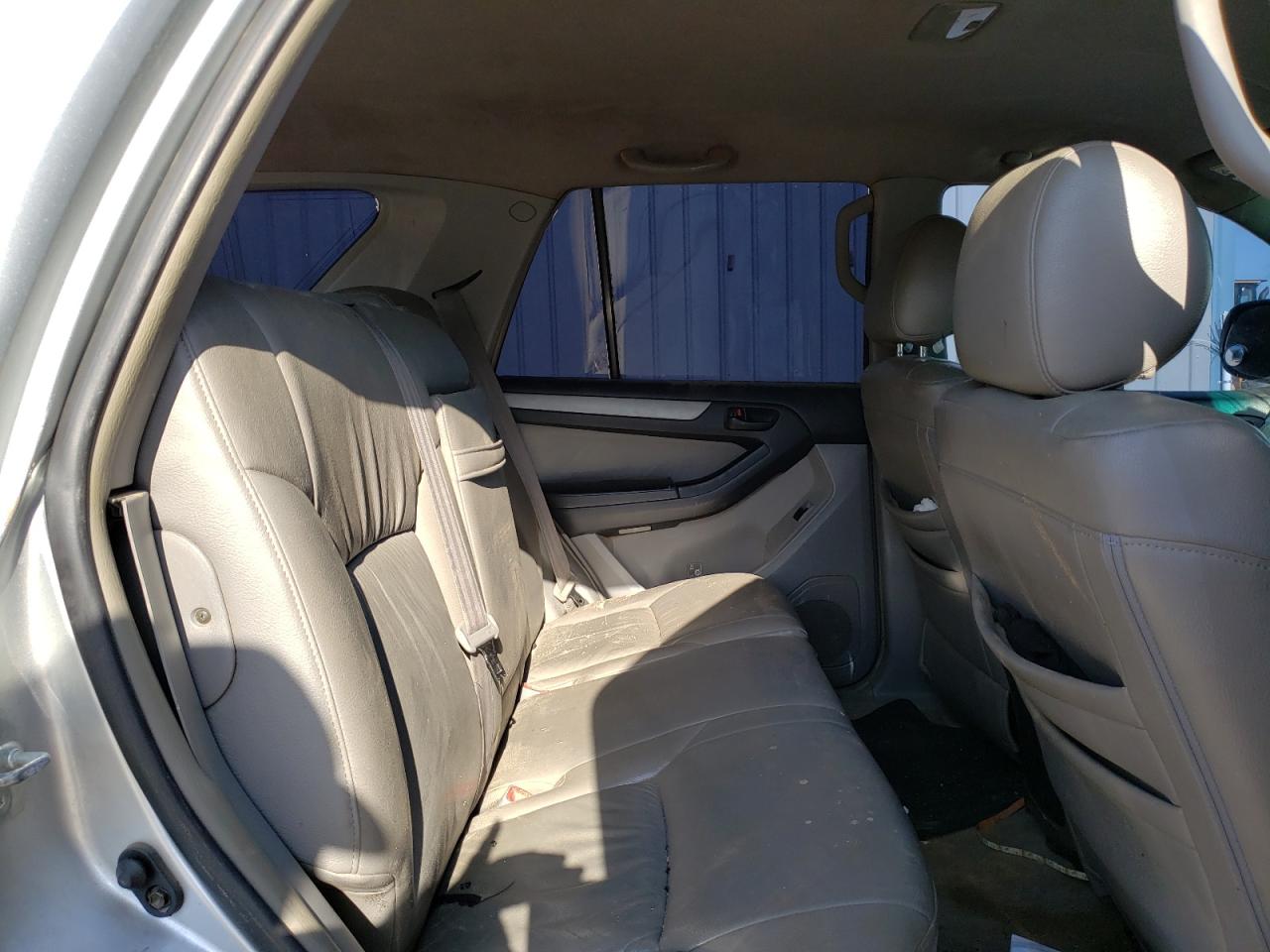 Photo 6 from auction – 2003 TOYOTA 4RUNNER SR with VIN JTEZU14R230003105