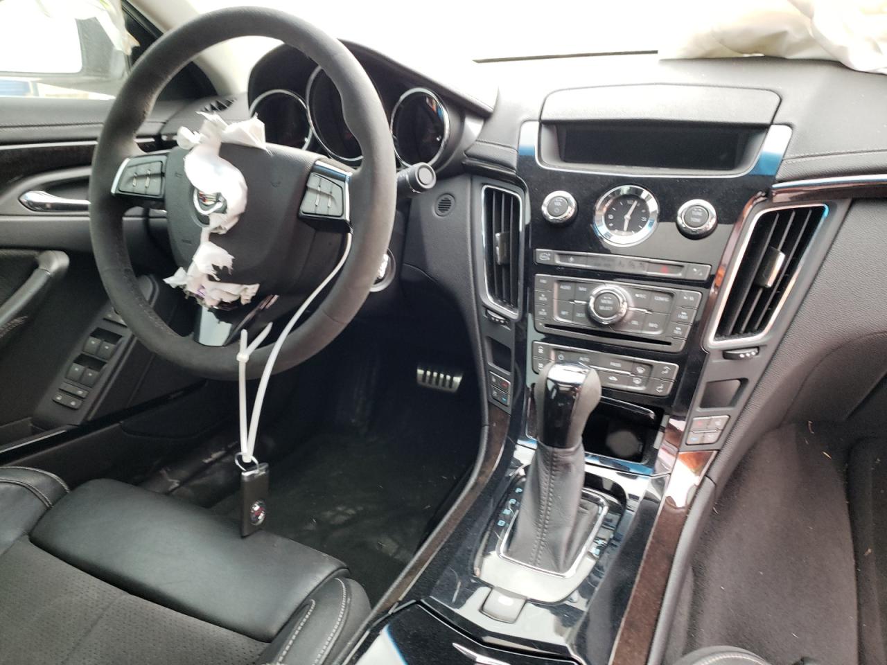 Photo 9 from auction – 2013 CADILLAC CTS-V with VIN 1G6DV5EP6D0102191