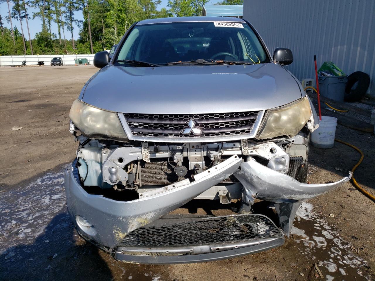 Photo 9 from auction – 2007 MITSUBISHI OUTLANDER with VIN JA4MS31X37Z004018
