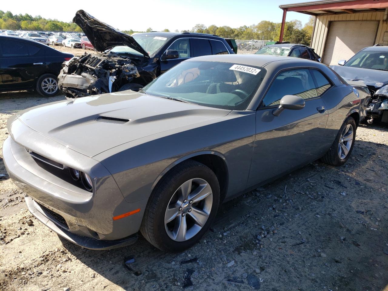 Photo 2 from auction – 2018 DODGE CHALLENGER with VIN 2C3CDZAG2JH128114